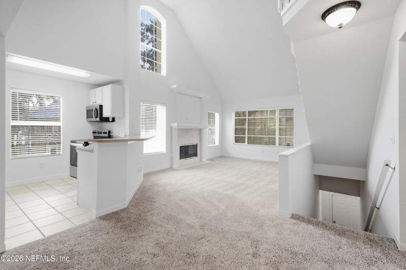 2 bedroom Condominium at 13703 N Richmond Park Drive #2109, Bishops Court, Jacksonville — photo 4