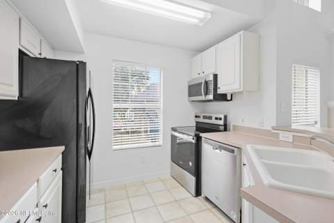 13703 N Richmond Park Drive #2109, Jacksonville FL - photo 7 of 41