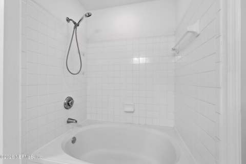 13703 N Richmond Park Drive #2109, Jacksonville FL - photo 16 of 41