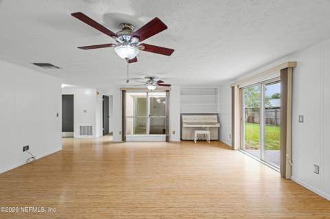 1625 Monument Oaks Drive, Jacksonville FL - photo 10 of 44