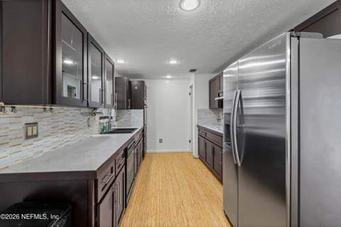 1625 Monument Oaks Drive, Jacksonville FL - photo 14 of 44