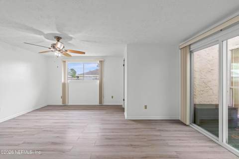 1625 Monument Oaks Drive, Jacksonville FL - photo 20 of 44
