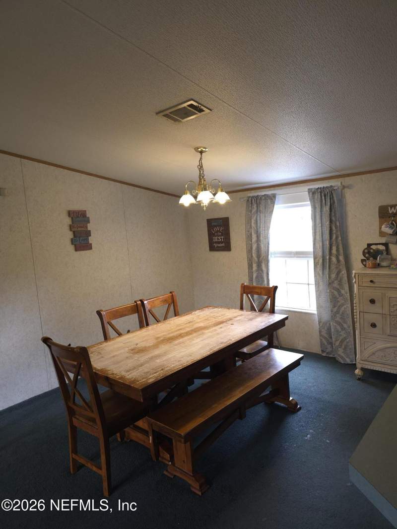 3 bedroom Single Family Residence at 633 Marion Avenue, Metes & Bounds, Interlachen — photo 5