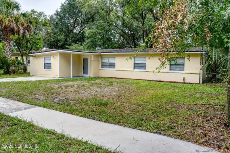 3 bedroom Ranch at 5131 Redstone Drive, Oak Hill, Jacksonville — photo 2