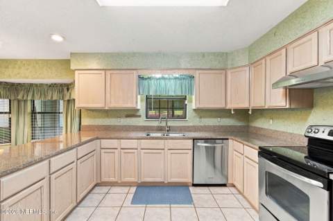 4620 Onion Creek Court, Elkton FL - photo 18 of 83