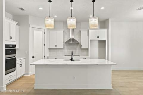 14425 Aldea Cove Drive, Jacksonville FL - photo 17 of 52