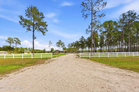 11038 Paddington Way, Jacksonville FL - photo 16 of 33