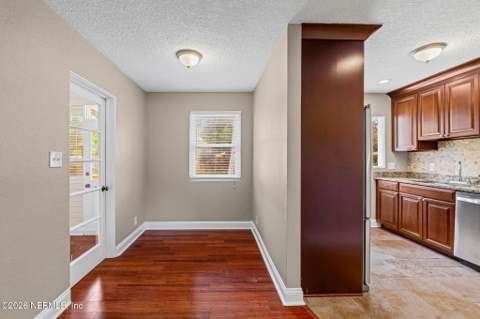 4660 Martingale Road, Jacksonville FL - photo 12 of 45