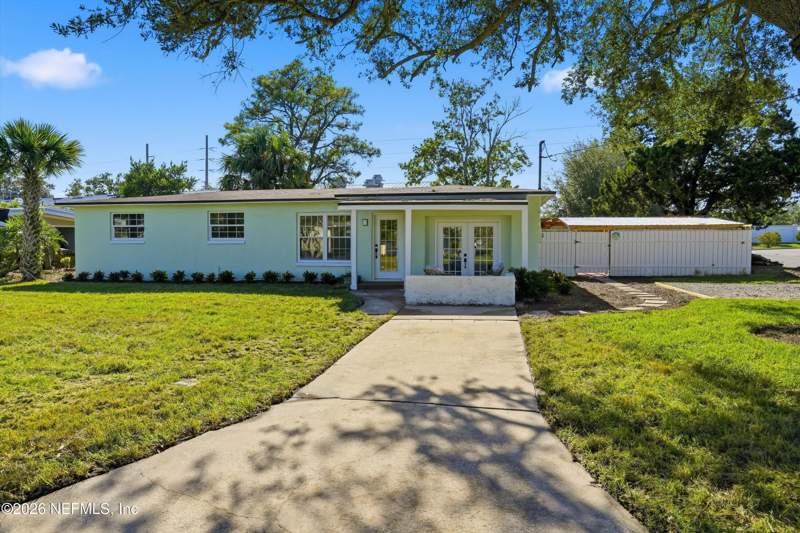 3 bedroom Single Family Residence at 35 San Pablo Circle, San Pablo Manor, Jacksonville Beach — photo 2