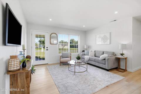 35 San Pablo Circle, Jacksonville Beach FL - photo 7 of 36