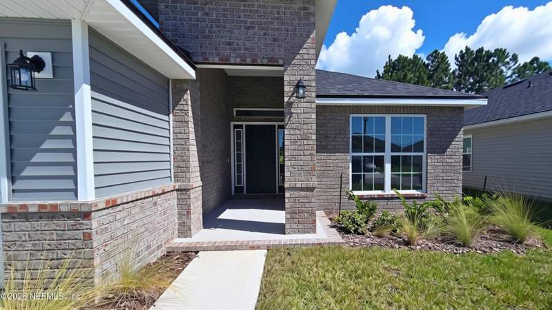 4 bedroom Single Family Residence at 8321 Helmsley Boulevard, Summerglen, Jacksonville — photo 2