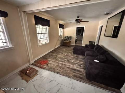 2146 W 17th Street, Jacksonville FL - photo 7 of 32