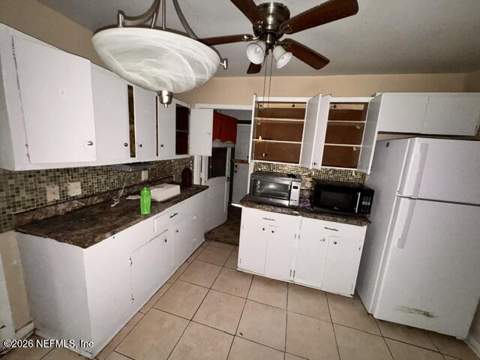 2146 W 17th Street, Jacksonville FL - photo 10 of 32