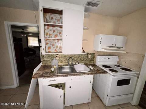 2146 W 17th Street, Jacksonville FL - photo 11 of 32