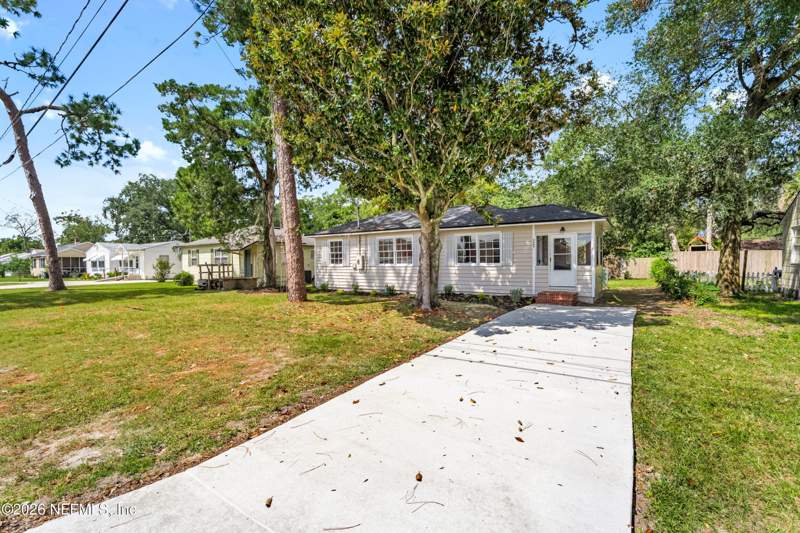 4 bedroom Single Family Residence at 4609 Cambridge Road, Lakeshore, Jacksonville — photo 2