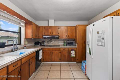 202 Lakeview Avenue, Crescent City FL - photo 15 of 62
