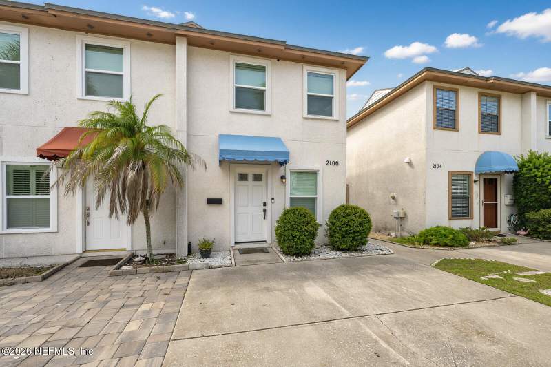 2 bedroom Townhouse at 2106 Gail Avenue, Permenters R/p Atlantic, Jacksonville Beach — photo 2