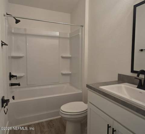 7738 Lookout Point Drive, Jacksonville FL - photo 9 of 18