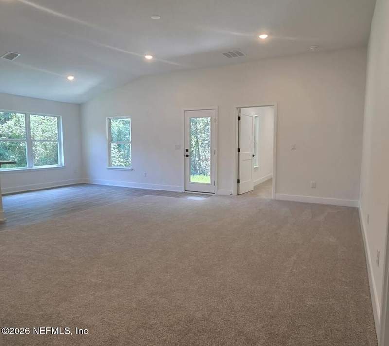 3 bedroom Single Family Residence at 7738 Lookout Point Drive, Valley West, Jacksonville — photo 5