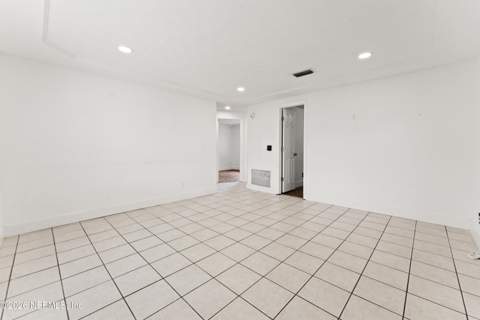 1214 Cimmaron Drive, Orange Park FL - photo 9 of 22