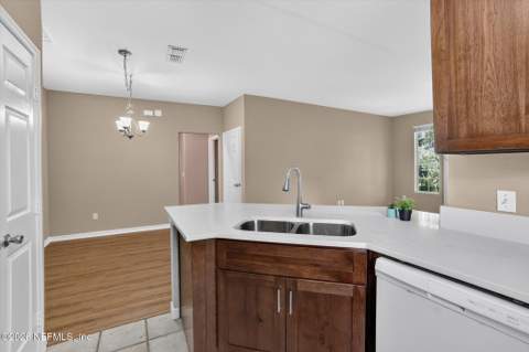 13703 Richmond Park Drive #2304, Jacksonville FL - photo 13 of 53