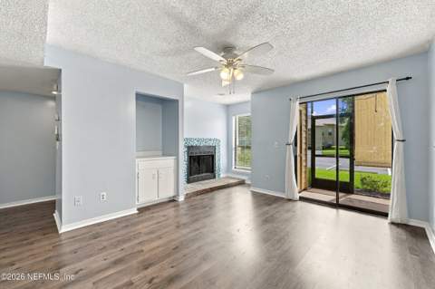 10200 Belle Rive Boulevard #255, Jacksonville FL - photo 6 of 20