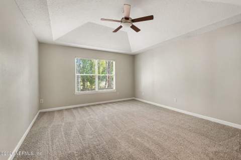 4964 Lake Charles Drive, Jacksonville FL - photo 18 of 34