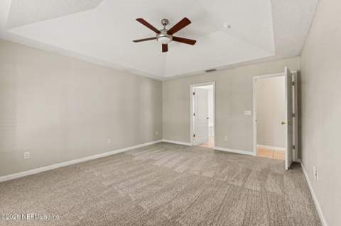 4964 Lake Charles Drive, Jacksonville FL - photo 19 of 34