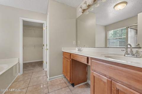 4964 Lake Charles Drive, Jacksonville FL - photo 21 of 34