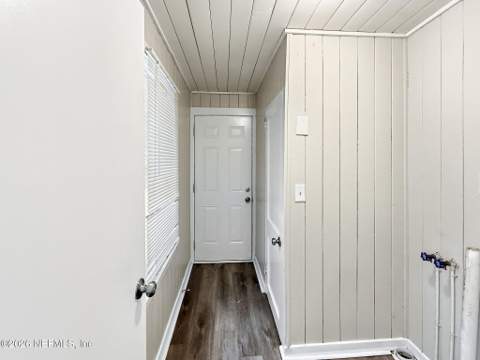 7739 Hammond Boulevard, Jacksonville FL - photo 11 of 50
