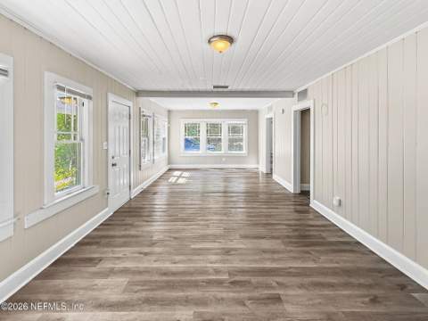 7739 Hammond Boulevard, Jacksonville FL - photo 15 of 50