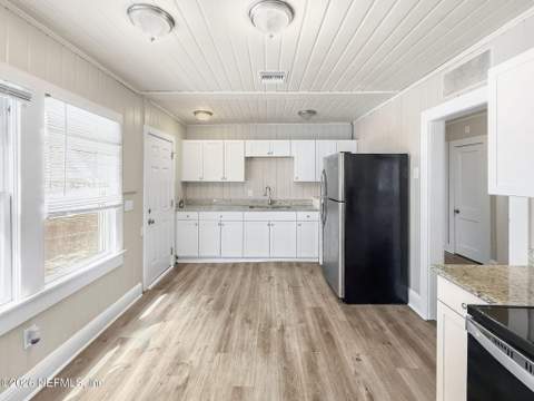 7739 Hammond Boulevard, Jacksonville FL - photo 17 of 50