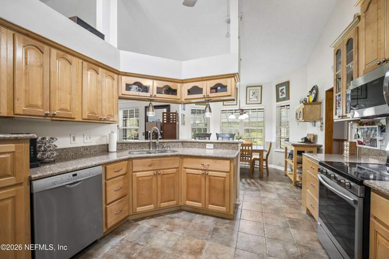 4 bedroom Single Family Residence at 1050 Arthur Moore Drive, Lake Asbury, Green Cove Springs — photo 5