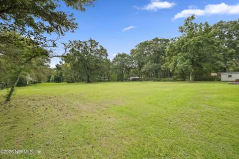 1050 Arthur Moore Drive, Green Cove Springs FL - photo 10 of 77