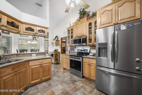 1050 Arthur Moore Drive, Green Cove Springs FL - photo 21 of 77