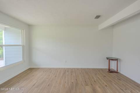 11272 Avery Drive, Jacksonville FL - photo 9 of 36