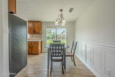 11272 Avery Drive, Jacksonville FL - photo 12 of 36