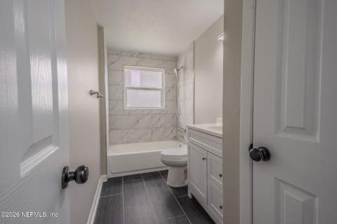 11272 Avery Drive, Jacksonville FL - photo 15 of 36