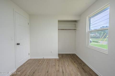 11272 Avery Drive, Jacksonville FL - photo 19 of 36