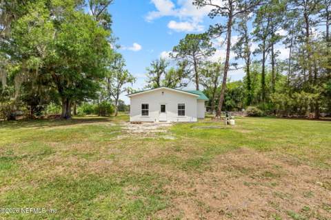 3250 NE 179th Street, Starke FL - photo 9 of 40