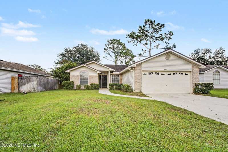 3 bedroom Single Family Residence at 8031 Macinnes Drive, Tarpon View, Jacksonville — photo 1