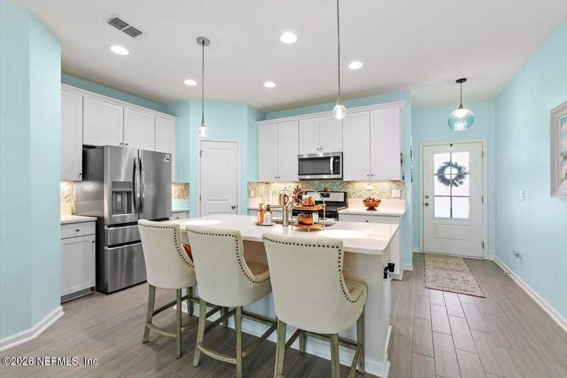 2 bedroom Townhouse at 224 Brandon Lakes Drive, Silverleaf, St. Johns — photo 4