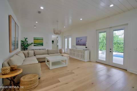 209 39th Avenue, Jacksonville Beach FL - photo 11 of 39