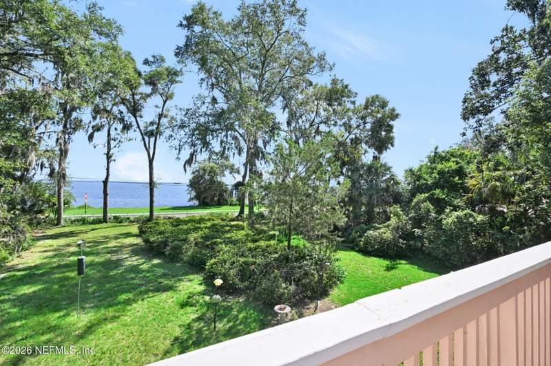 3 bedroom Single Family Residence at 806 River Road, Orange Park, Orange Park — photo 4