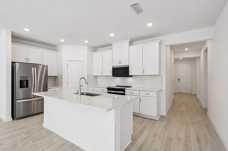 4 bedroom Single Family Residence at 7378 Everett Forest Drive, Cypress Meadows, Jacksonville — photo 4