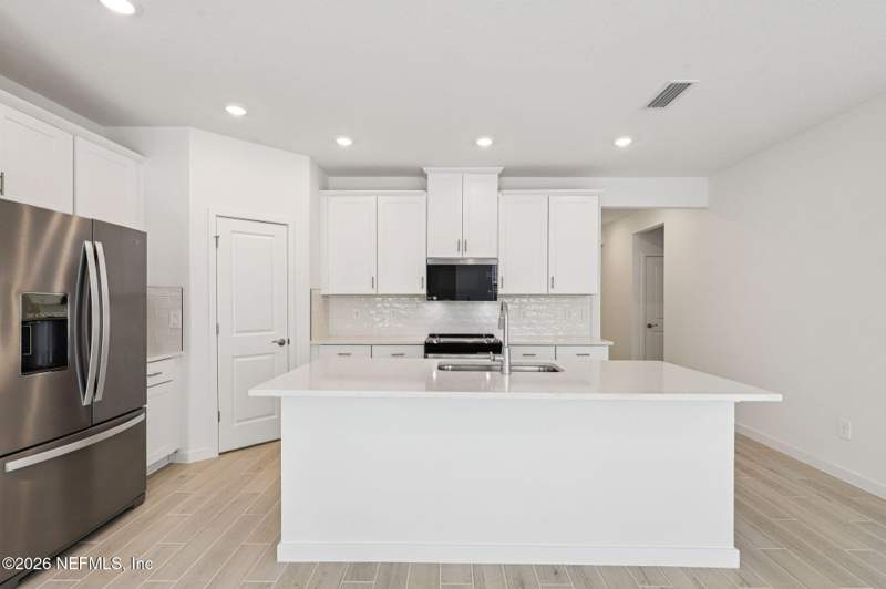 4 bedroom Single Family Residence at 7378 Everett Forest Drive, Cypress Meadows, Jacksonville — photo 5