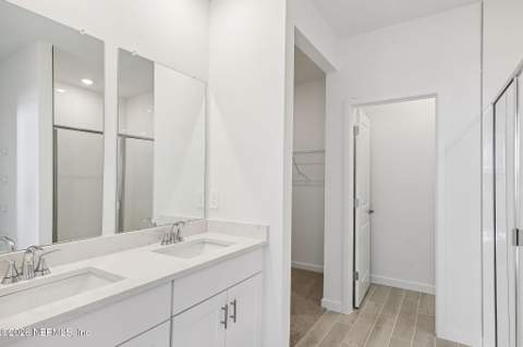 7378 Everett Forest Drive, Jacksonville FL - photo 13 of 20
