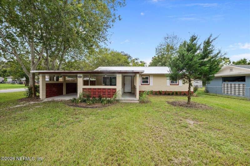 3 bedroom Single Family Residence at 2601 State Street, Oak Terrace, Palatka — photo 2