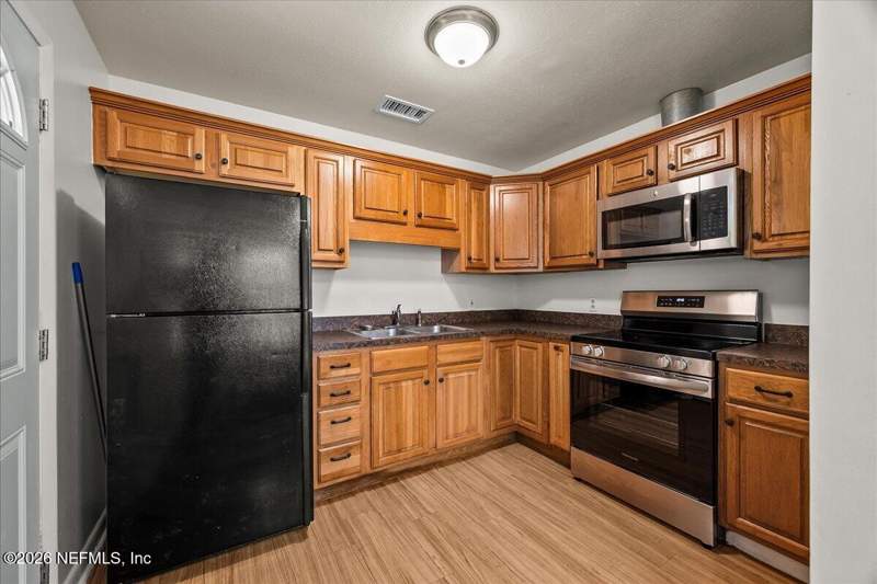 3 bedroom Single Family Residence at 2601 State Street, Oak Terrace, Palatka — photo 4
