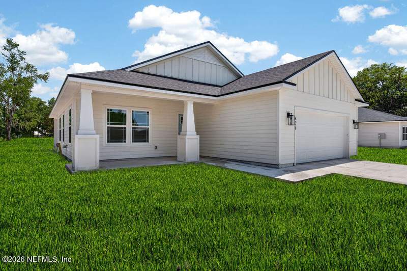 3 bedroom Single Family Residence at 46 Bitterroot Avenue, Section Land, Middleburg — photo 3